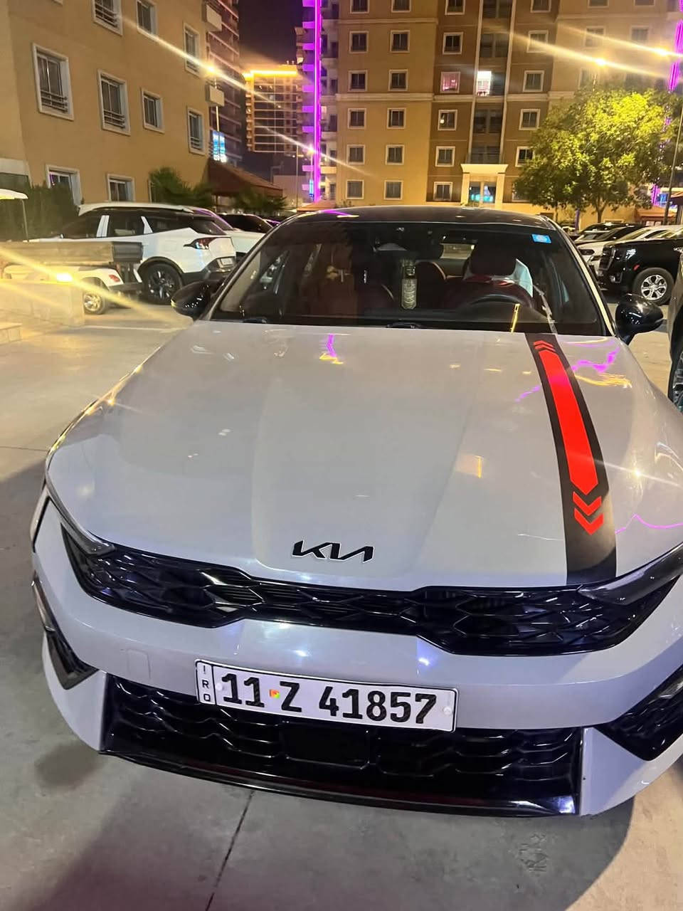 اللون اسمنتي
الموديل 24
لد امامي متغيير 
سنوية باسمي
رقم بغداد 
ماشية 51 الف
السعر 165 

***********
