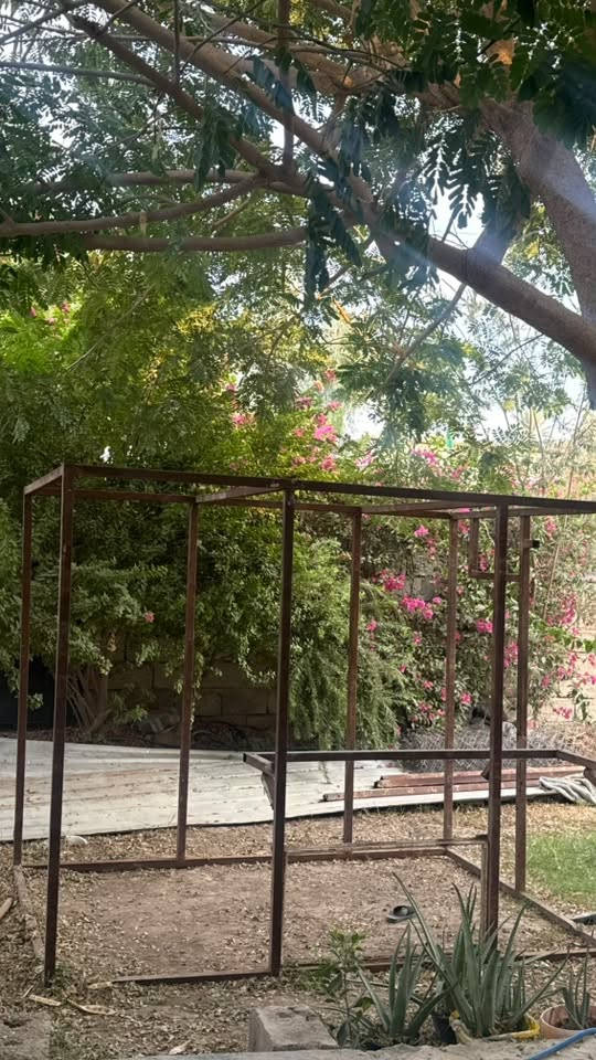 جينكو واعمدة وبي ار سي كامل جان مخزن للبيع 
الاتصال على الرقم *********** مكان فلكه مصطفى جواد
