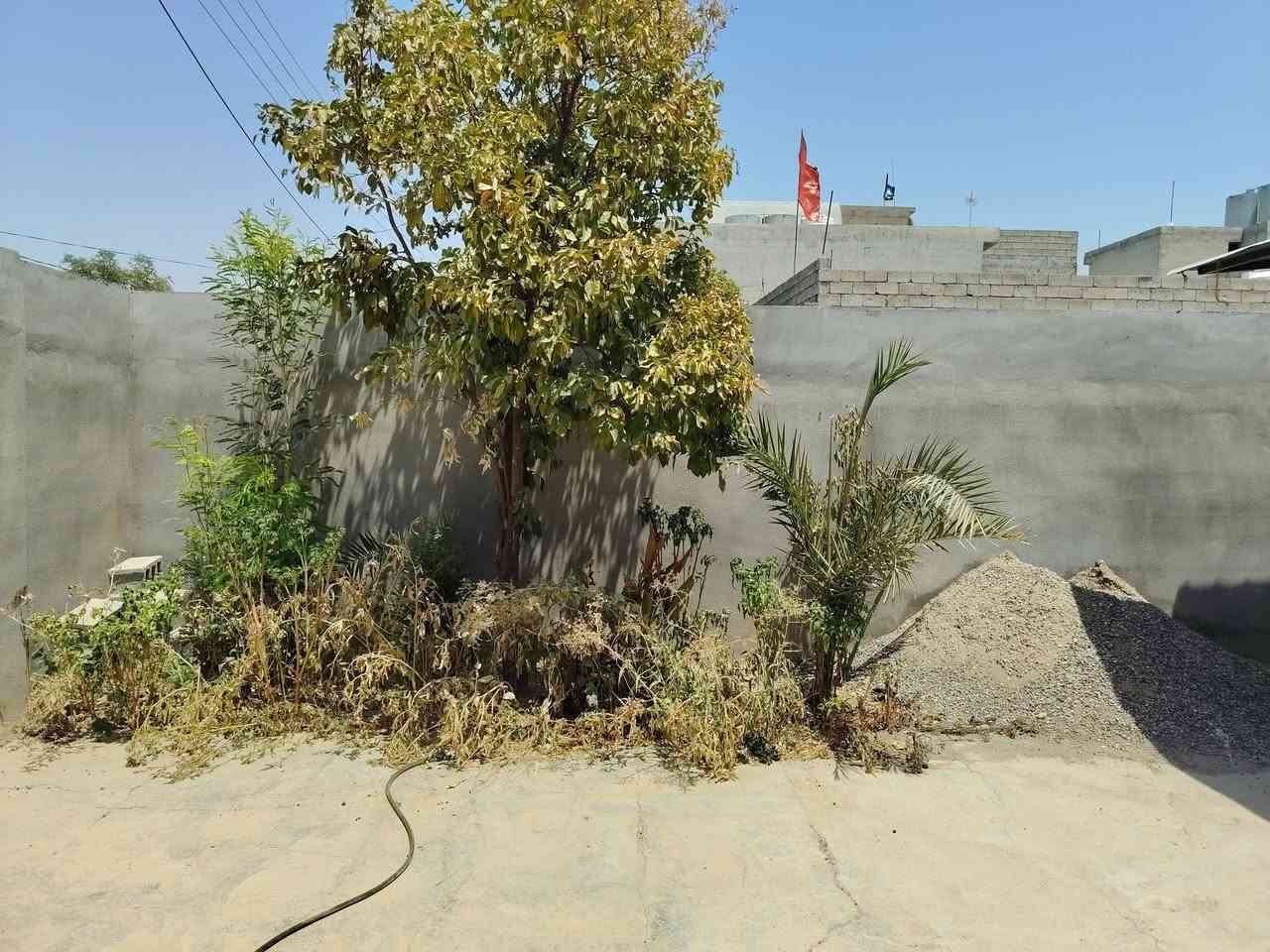 دار للبيع خانقين  منطقة بختياري مساحه 200 متر 
***********

