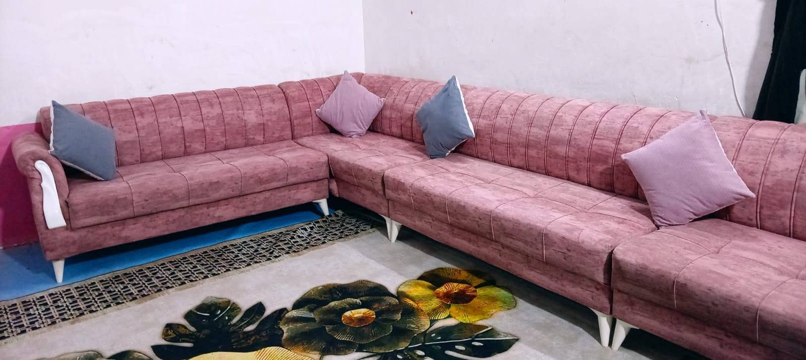 ديوان للبيع تزكام تركي مودرن كلش نضيف اخو الجديد اي ضرر مابي 11مقعد السعر 250 العنوان كربلاء بدايد الامن الداخلي يوجد توصيل داخل كربلاء الستفسار ***********
