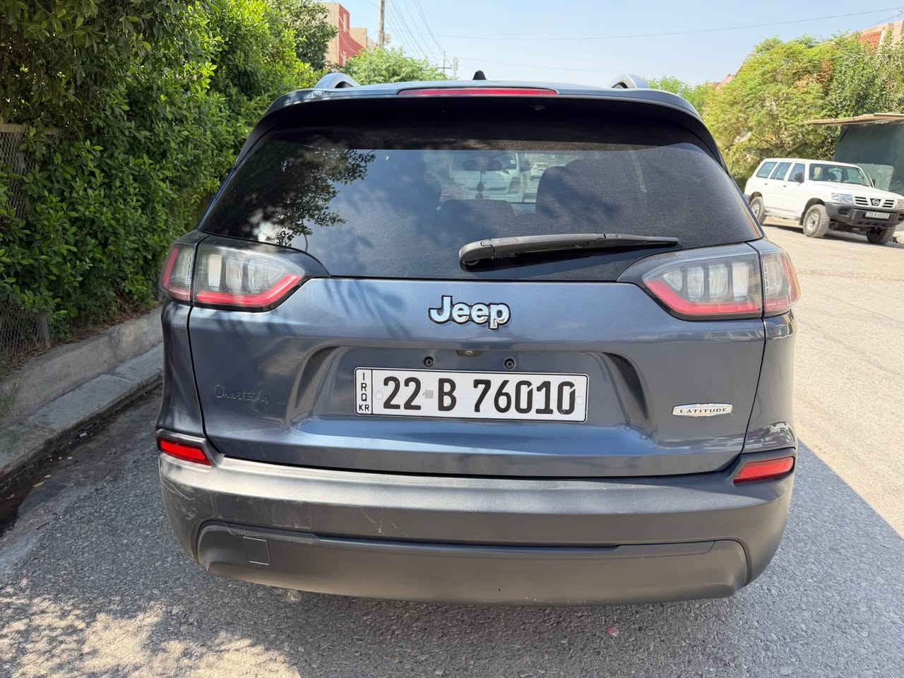 فرۆشتنی خێرا 
Jeep cheroke
٣ پارچەی پێشی بۆیاغە
بێ ناو گرتن 
بێ ئیرباگ بە شەرت
گێر مەکینە تەبرید شەرت
نیو مواسەفات
تەبرید مەرکەزی تراکشن
شاشە گەورەو کامیرە
گیر ئۆتۆماتیکو حادی 
بریک بەسمە و ئۆتۆ هۆلد
مەکینە ٢.٤ بێ تۆربۆ مەرغوب 130 km رۆیە
نرخی ١١٤$ / 1 ملیۆن غرامەی لە سەرە
*********** أربيل, العراق
