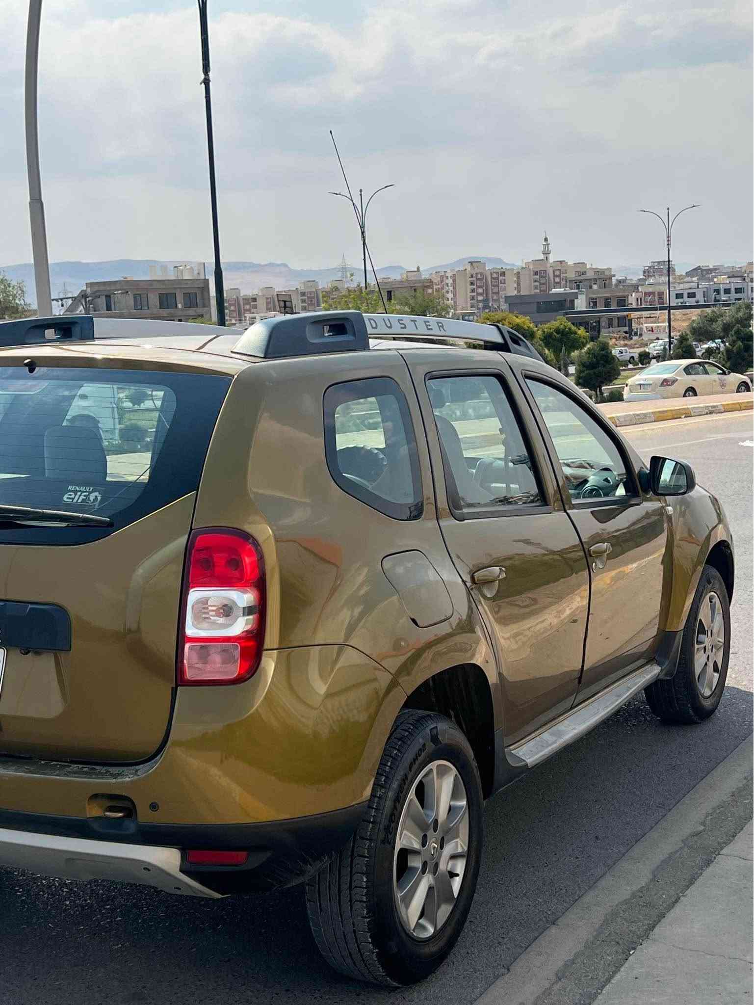 رینۆ داستەر ٢٠١٧ مەکینە ٢٠ بێ بۆیاخ گێرو مەکینە بە شەرتی بێ عەیبی و بێ کرانەوە ٧١ هەزار کیلۆمەتر ڕۆشتووە زۆر تازە و جوان ماوەتەوە نرخی ٨٢ گەلا و مجال سەیارەکە زۆر جاهیز و بێ کێشەیە بۆ پەیوەندی کردن *********** السليمانية, العراق
