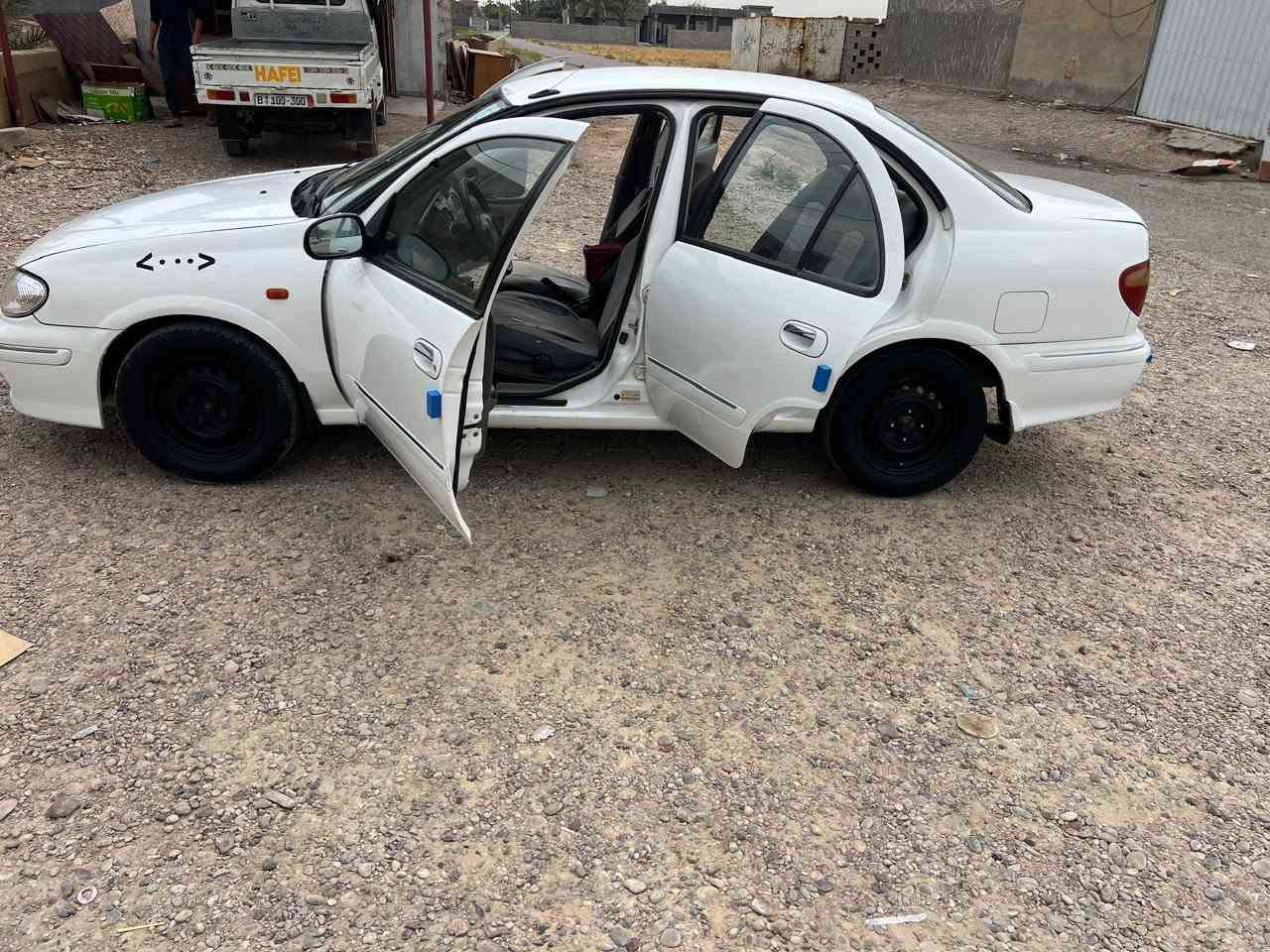 السلام عليكم
سني مديل 2002 كير شرط محرك بي تنقيص 
رقم بغداد دولي تحويل مباشر 
تخم تيرات تبريد ثلج❄ صبغ جاملغ أيسر و يمن 
سعر 66 وبي مجال بسيط عنوان صلاح الدين
رقم *********** أنور
رقم*********** أمير
