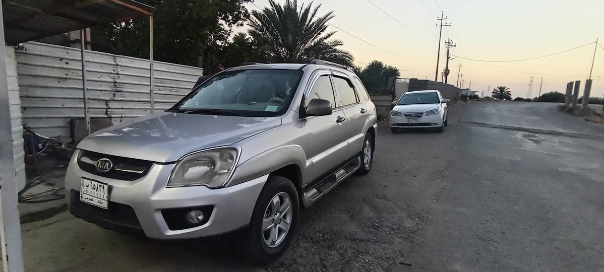 السلام عليكم
عندي سبورتج 9 خليجي داخل عسلي رقم بغداد أنگليزي بأسمي مكفولة من كل شي عدا صبغ جاملغ الخلفي والباقي شرط تبريد شرط ثلج  ال س ع ر 110 مكاني بغداد
***********

