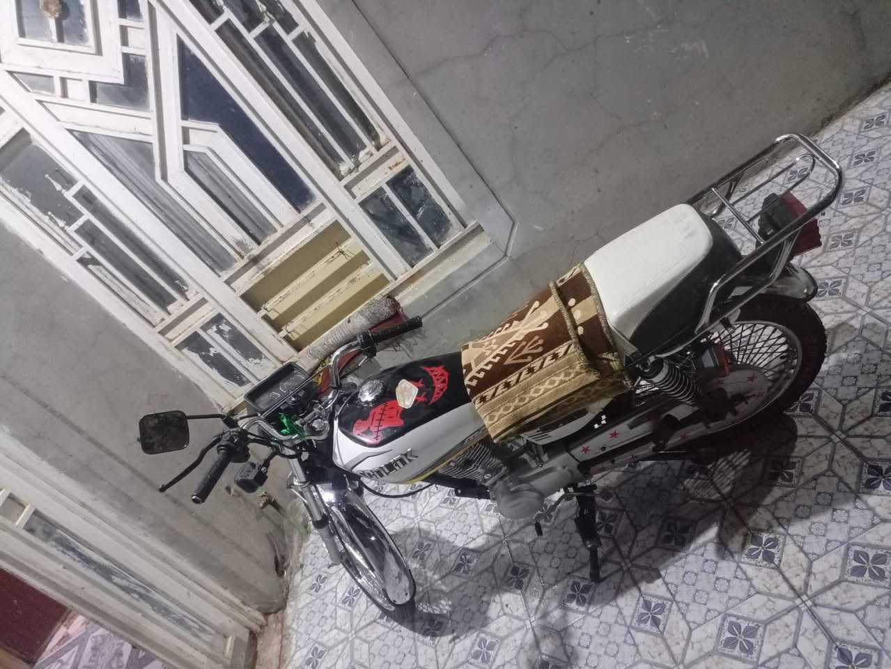 سلام عليكم دراجه موديل 2023 كل نقص مابيهه مكينه مامفتوحه *********** عزيزيه
