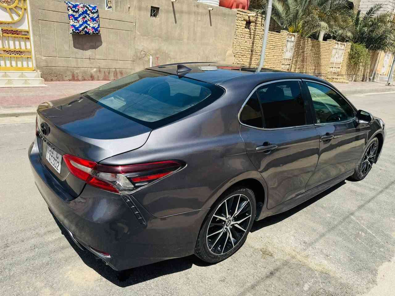 السلام عليكم
كامري 2024مواصفات se 
رقم بغداد بسمي بدون ارباك 
سياره حادثها خلفي جملغ وباب وقبق جنطه تبديل ٣ قطع بجم كبس شركه السونار مرفق مع الصور 
ماشيه 45ميل
مكاني ذي قار 
***********
السعر 165 وبيه مجال للجناي

