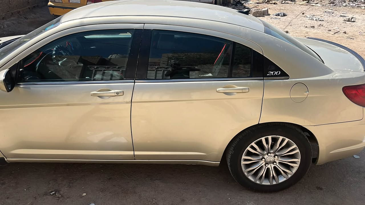 مرسيدس C200 • ٢٠١١ • گير عاطل