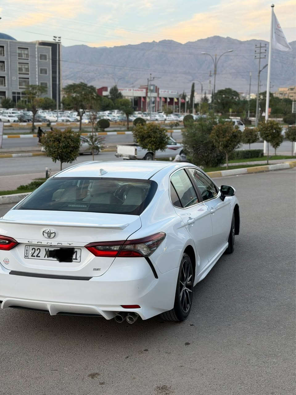 كامري SE • ٢٠٢٤ • ٦٦٠٠٠ ميل