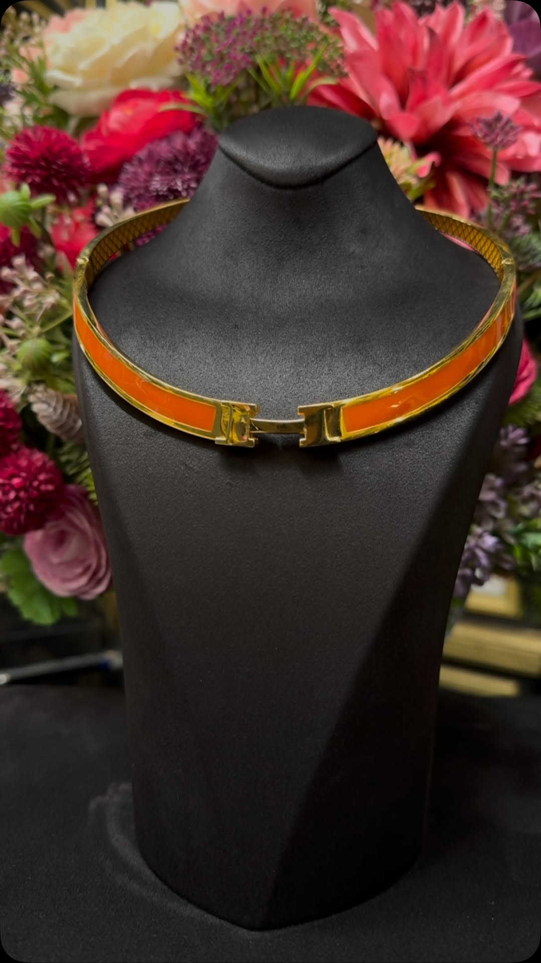 21k—51.23gram

Gardana

#gold #jewelry #diamond #kurdistan #watch
