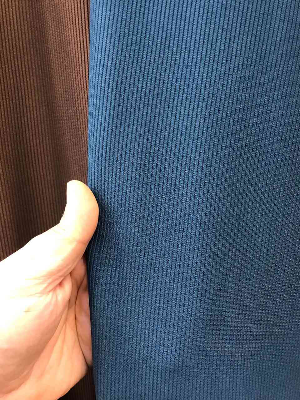 صوف تريكو • مترين ونص • توصيل كربلاء