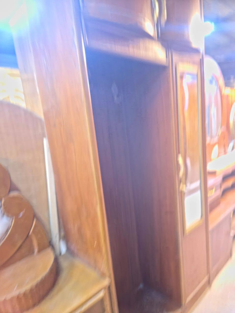 معرض ابو حسين للبيع وشراء والتبديل الاثاث المنزلي المستعمل والجديد وبآفضل الاسعار 
غرفه تزكام فول نظافه طابقين
المكان ميسان حي الحسن العسكري
للاستفسار الاتصال على الرقم ***********

