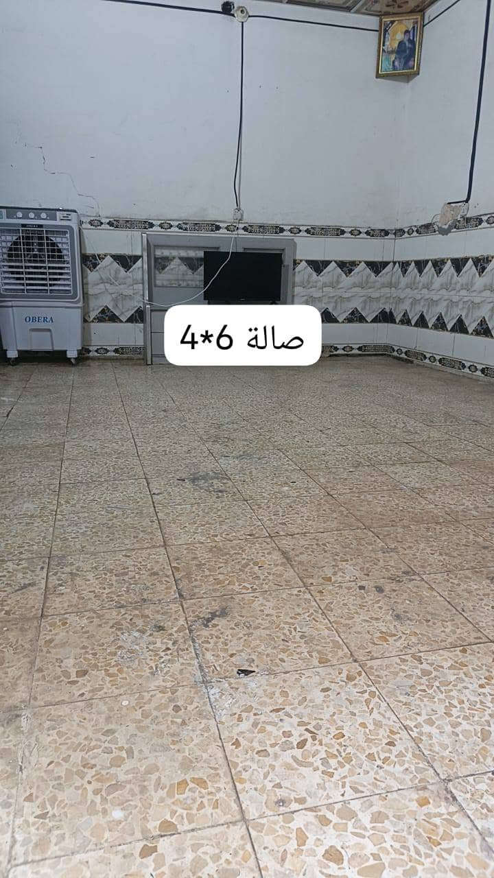 بيت مساحة 120متر رهن في حي القدس خلف الكراج الجنوبي 
الرهن 35 مليون 
للاتصال 
***********
***********
ابو زينب للعقار

نص مكتوب في الصور:
- غرفة 4*5
- CAMON 20 Pro
- 24mm f/1.7 1/50s ISO1082
- صالة 6*4
- استقبال 3*7
- مطبخ