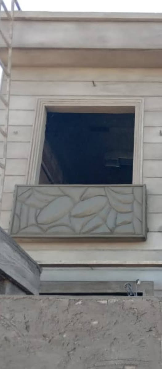 وفي السماء رزقكم وماتوعدون //كادر اسطوات لبخ سمنت من الموصل شغلنه حاليا كركوك لبخ ساده تقطيع حلان نقشات ايطارات كوبلنات حجر بارز طابوك ومن الله التوفيق.. ***********
