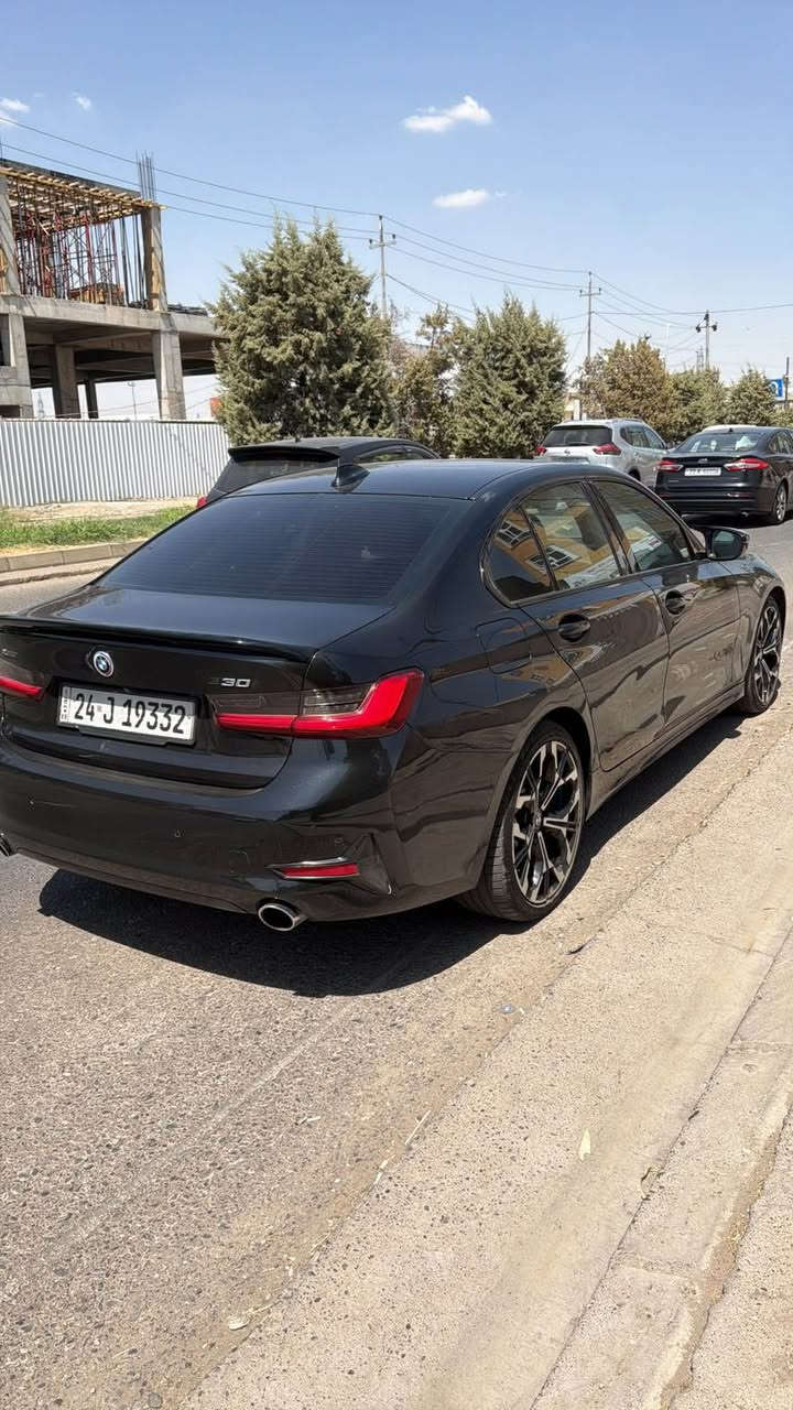 Bmw 330i 2021 
بيع مستعجل فرۆشتنی خێرا 
سعر جوه كل السوق 
بجم ورا كبس بدون دواخل بدون ايرباك 
گير محرك كله كفالة مكفول 
سيارة جدا مناسبه 
بيه ثلث اماكن صبغ و مكانين تعديل بارد 
كله بالسونار موجود و صور حادث 
سعر كلش مناسب 227 ورقة مجال حق الجية 
بدون مراوس بسسس بيع مستعجل!
مكان اربيل 
واتساب ***********

خوار هەموو بازار فرۆشتنی خێرا 
بێ ناو بێ ئیرباگ پێش و پشت کەپس 
گێر مەکینە هەمووی بەشەرت 
نرخی زۆۆر هەرزانە 
تەنها ٣ جێی بۆیاخە دوو پەلە بی دی ئار 
سۆنەر و رسمی حادیسەم هەموو داناوە 
نرخی 227 مەجالەکی زۆۆۆۆر زۆۆر کەم 
تکایە گۆرینەوە ناکەم فرۆشتنی خێرایە!
لە هەولێرم 
واتساب *********** أربيل, العراق

نص مكتوب في الصور:
- 15:24 3 / 10 1:1 bid.cars
- 15:25
- 4 / 10
- bid.cars
- 15:25 7 / 10 1:1 bid.cars
- 15:25 5 / 10 1:1 bid.cars