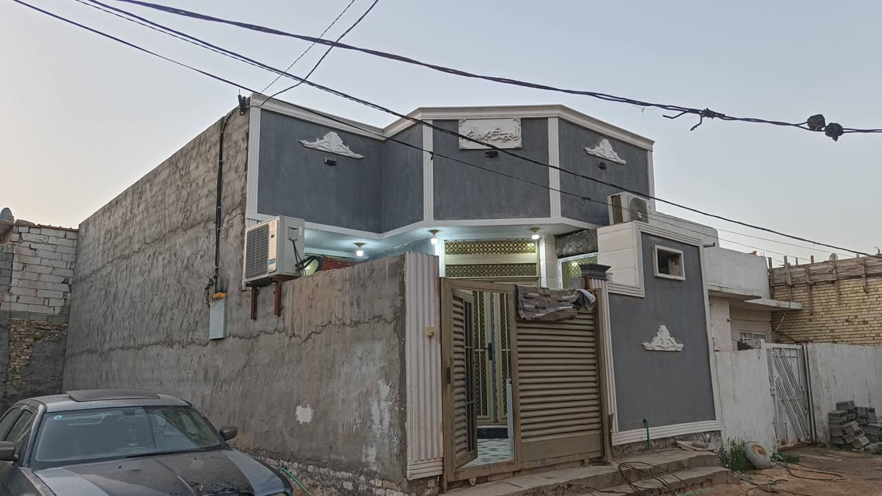 بيت ١٠٠متر بناء حديث زراعي ينباع هوه الاثاث يصلح حسينية قريب عله طريق الزوار العنوان كربلاء كنطره السلام شارع المدرسي السعر ٧٥مليون وليه مجال قليل ***********
