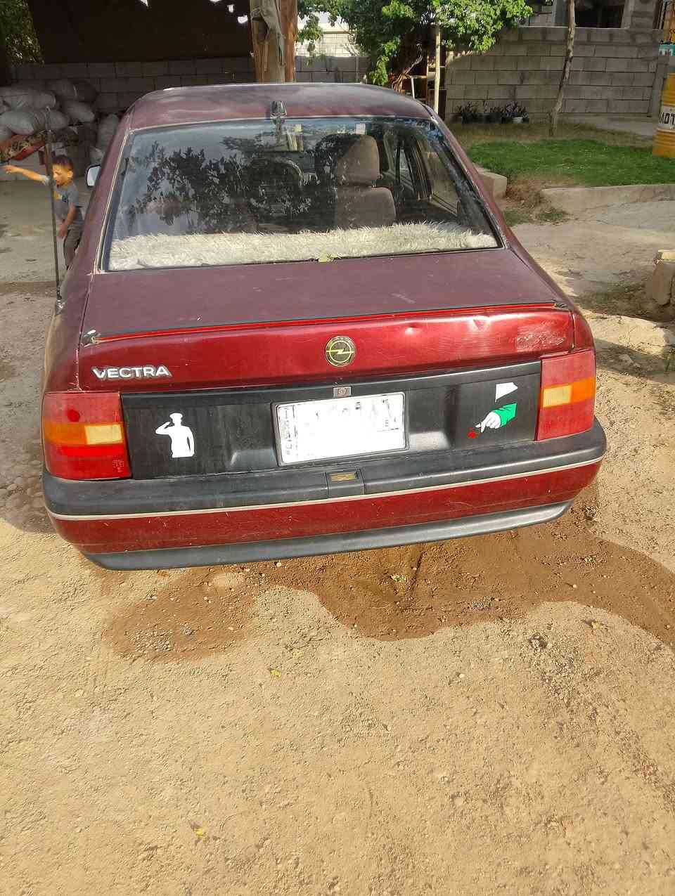 وبل فكترا موديل 91حجم 18مبدل بيها اربع ابواب و بيها خيسان بل تكما شرط الوكاله و التحويل السعر 30و بيها مجال عنوان الموصل ***********

