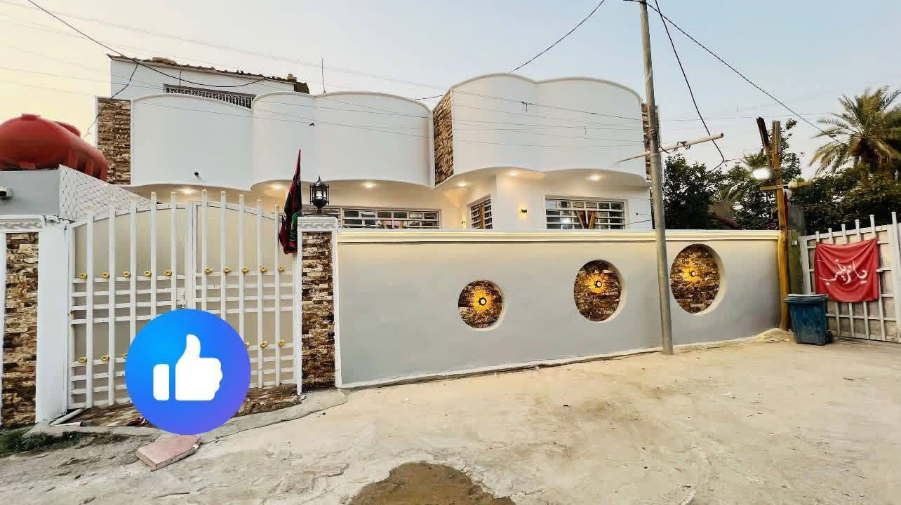 بيت للبيع طابو زراعي 
المساحة 180 متر
البناء طابوك كونكريت مسلح طابقين
5 غرف نوم وصلة ومطبخ واستقبال صيحات خارجية 
غرفتين نوم سويت 
شارع تبليط ومجاري
            السعر 120 وبي مجال
العنوان المعارة قرب المدرسة الجديدة     
للستفسار مراجعة مكتب ابو احمد السلطان ب
***********
*********** واتساب
