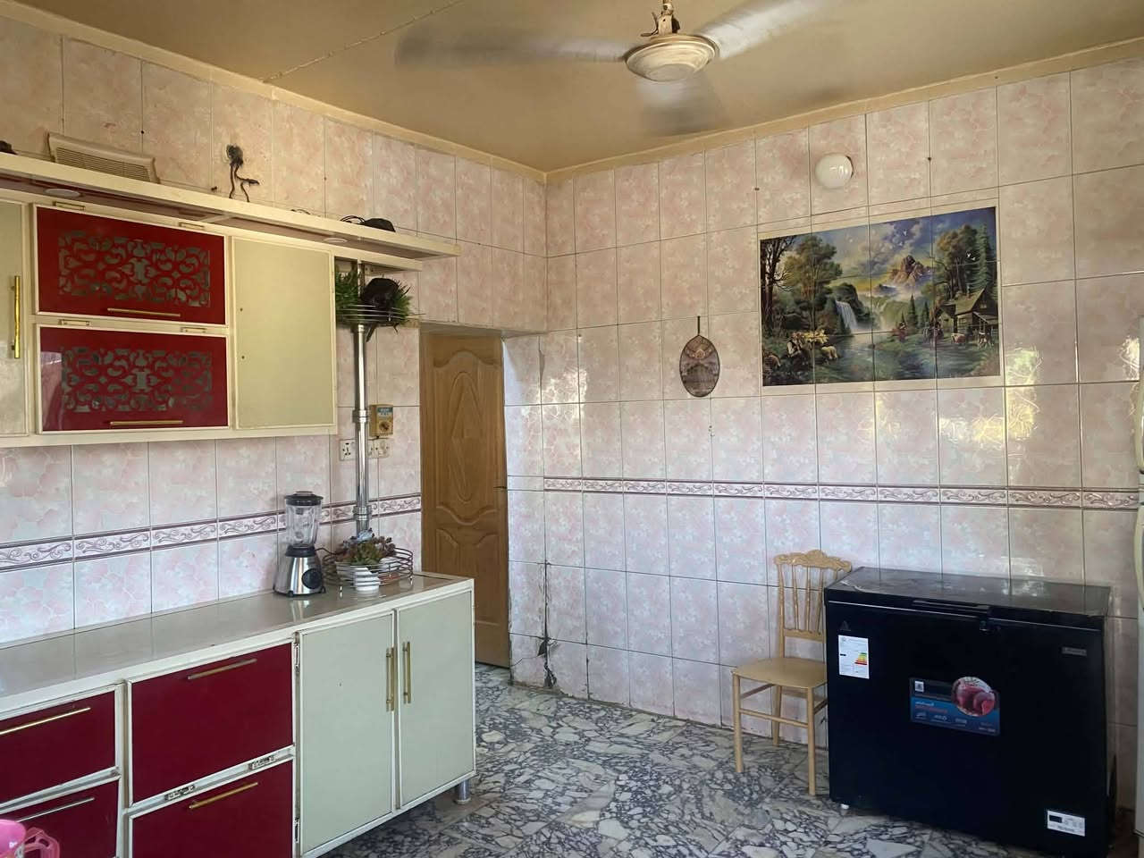 بيت للبيع طابو صرف المساحه 200 متر الموقع حله حي الطياره قرب شارع 25 البيت ركن عل شارعين عرض الشارع 15 متر اي ستفسار اتصل عل الرقم ***********
او متواجد عل النت
