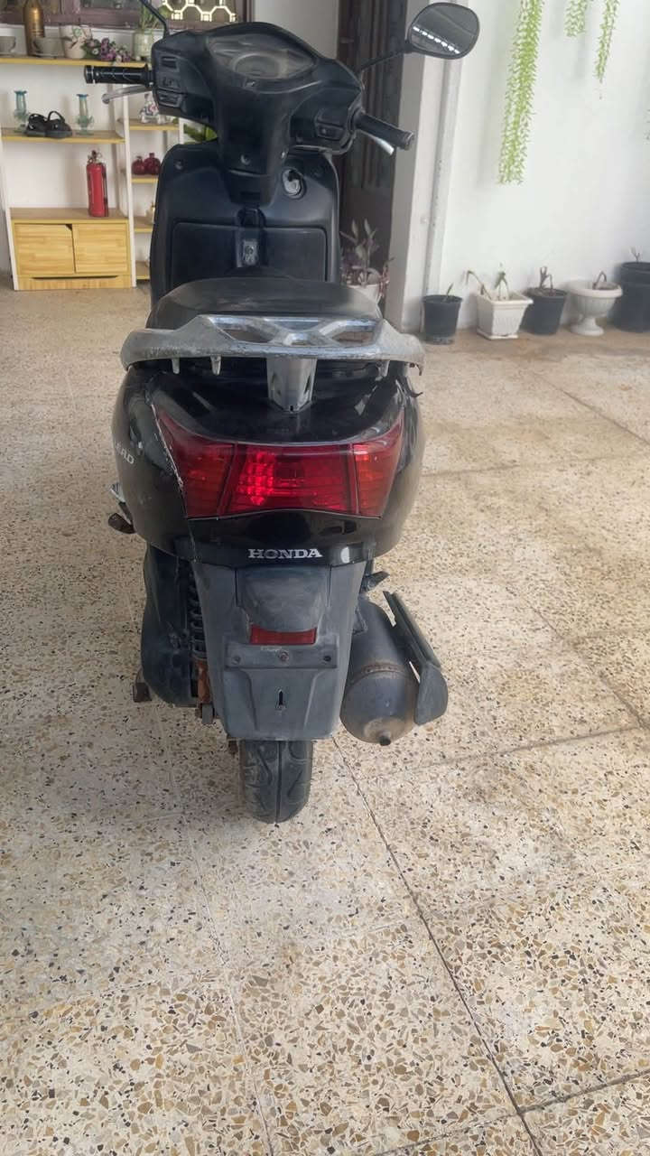ماطور ليدي حديث للبيع
التفاصيل الاتصال على هذا الرقم ***********
