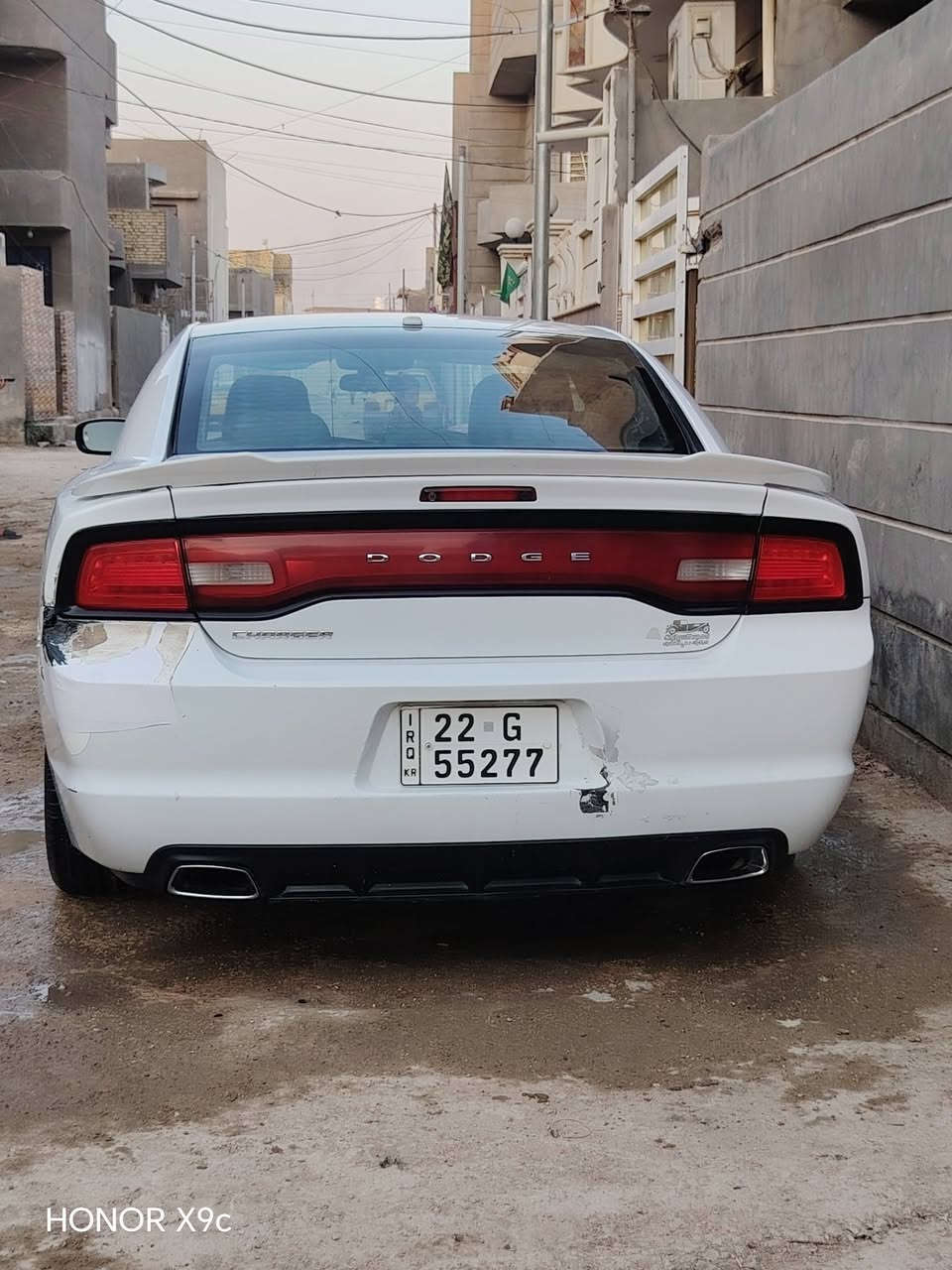 السلام عليكم للبيع جارجر ١٢ سياره جاهزه رقم أربيل بسمي بيه جاملغ خلفي وثاني شبر بيع او مراوس حسب القناعه مكانه بابل ***********

نص مكتوب في الصور:
- HONOR X9c
