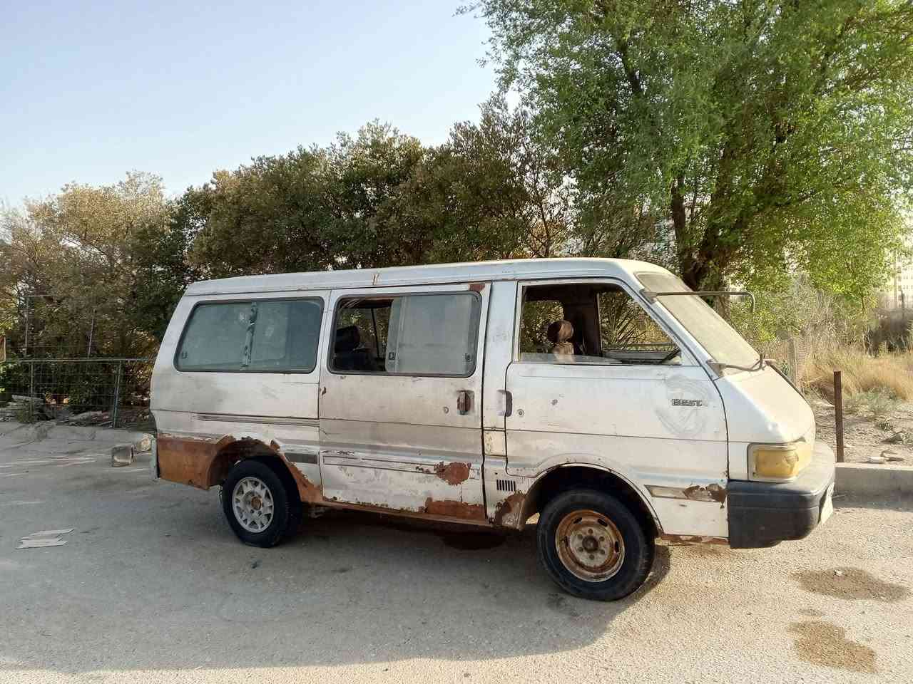 السلام عليكم كيه بسته مديل 95 مكينه عل سحك سياره كله بلاديه مكان بسمايه الستفسار عل هذه  رقم ***********
