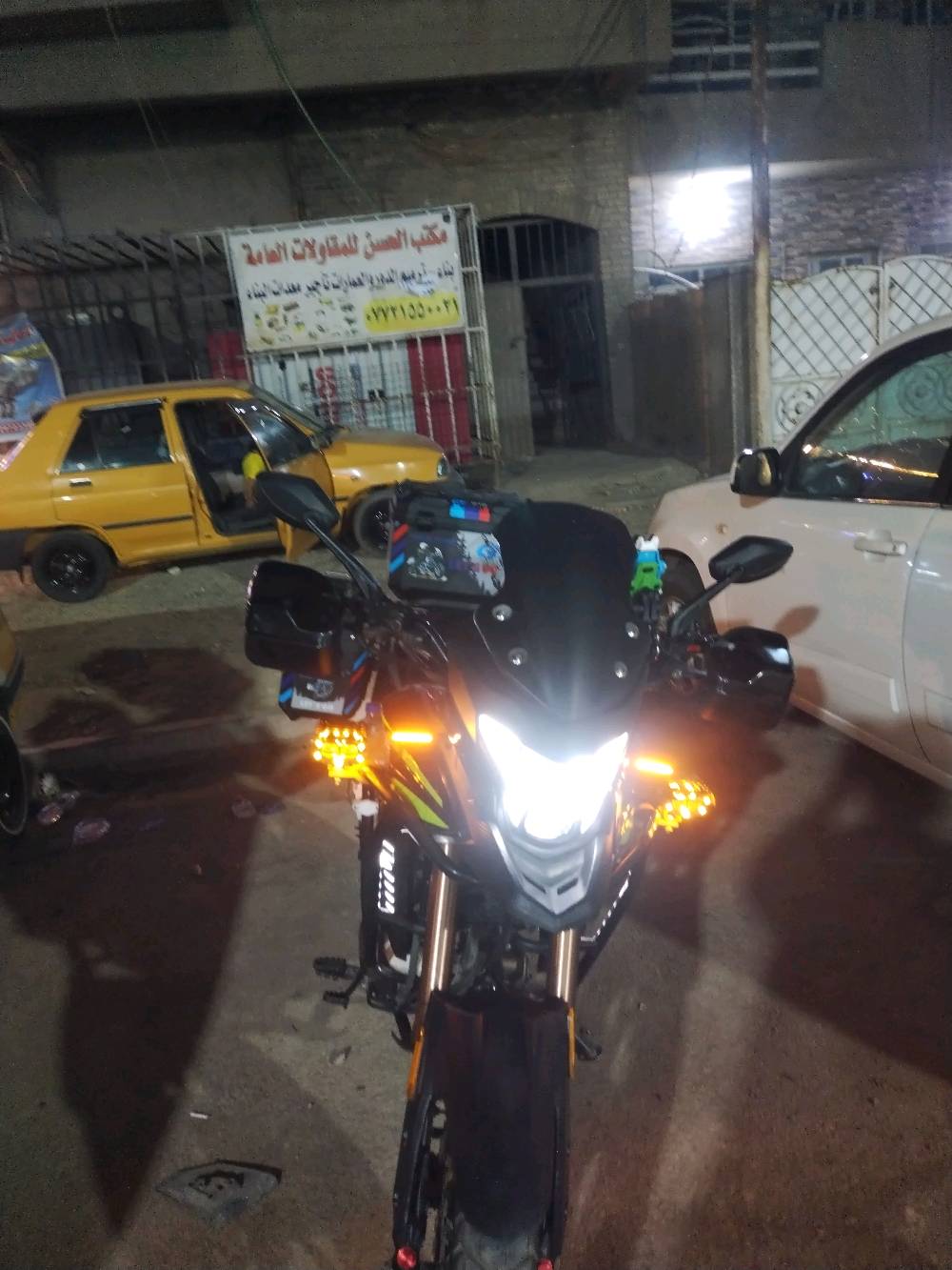 سلام عليكم
دراجة دايوان ادفنجر مكينة 300cc
موديل 
 2025
رقم اربيل نكليزي
سنوية بسمي تحويل شرط ثاني يوم
مثل مشوفون دراجة نضيفة خير من الله
تجي تفحص
عليهة اضافات بكج صناديك جي اس +كلوبات +ستاند تلفون او حاضنة مال بطل مي
مصارلي فترة قليلة من اخذتهة
مكاني بغداد الدورة حي الميكانيك
موجود على واتساب او مخابرة
***********
سعرهة  3.800   بيهة مجال