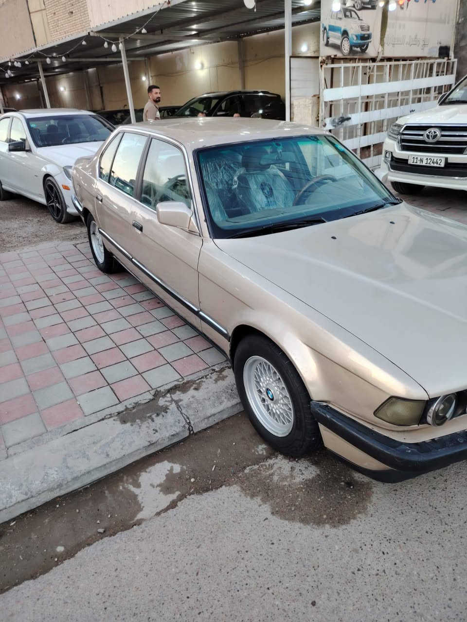 السلام عليكم بي ام للبيع 740اصل94اصل فول مواصفات وارد امريكي مكان السياره فلوجه استفسار ***********
