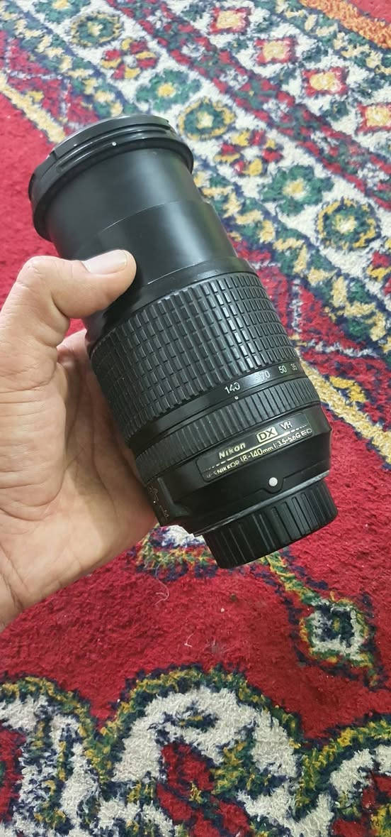 عدسه نيكون ١٨ ١٤٠
 نظيف كلش توصيل موجود *********** بغداد, العراق
