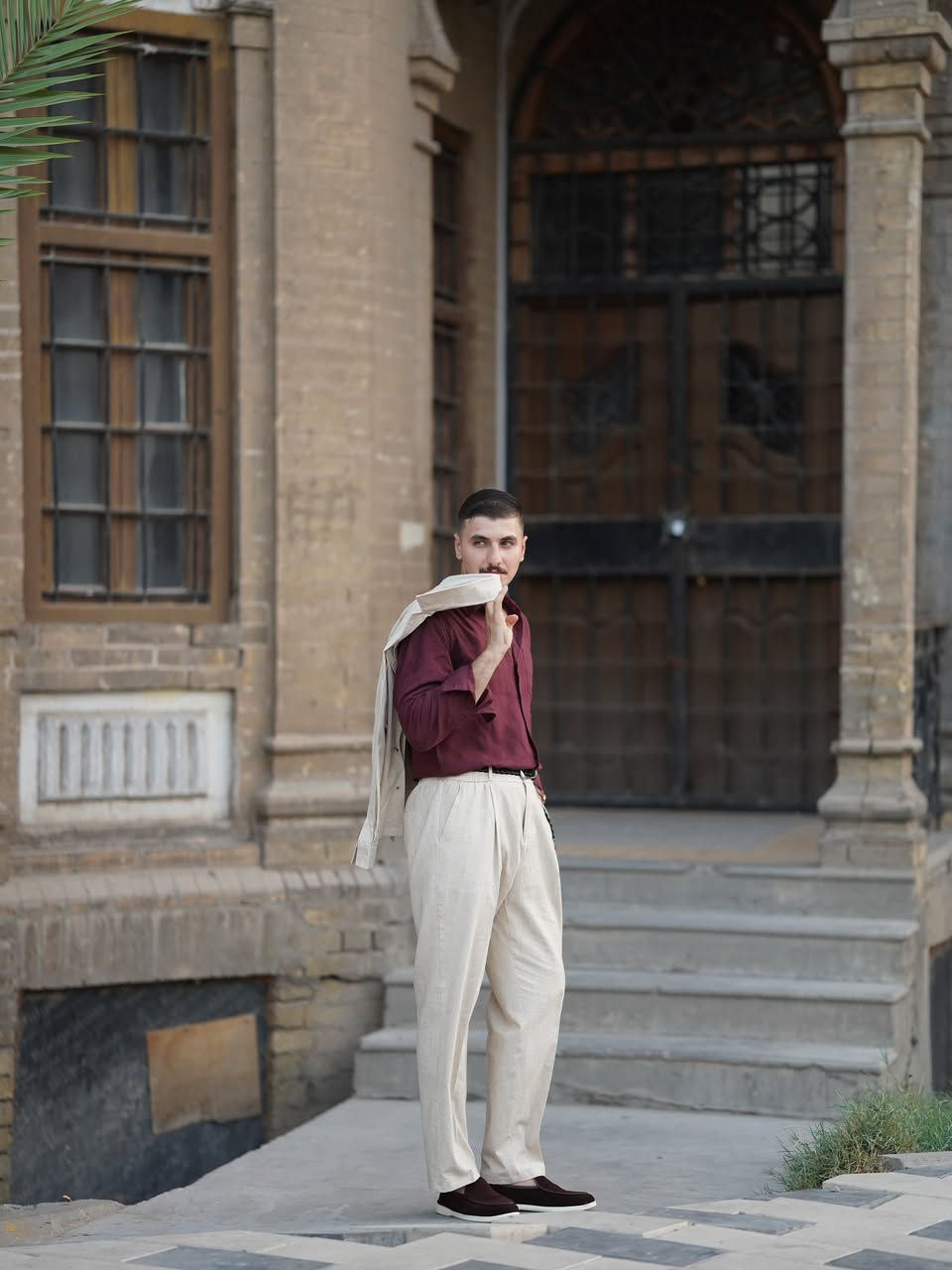السوت متوفر قياسات M,L,XL,2XL
العنوان// الاسكندرية مجاور مصرف الطيف 
للتواصل//***********
خدمة توصيل جميع محافظات العراق 📍
#ازياء #ملابس #مشاهير #عرب
