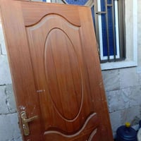4 بيبان البيع عنوان بغداد مدينة الصدر رقم 07711943994