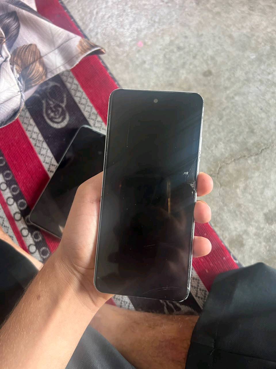 ريلمي C35 • انفينكس Smart 8 Pro • كسر خفيف