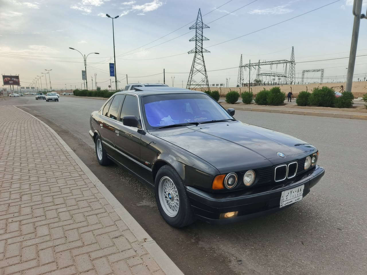 بي إم 525 • موديل ٩٢ • حالة الوكالة