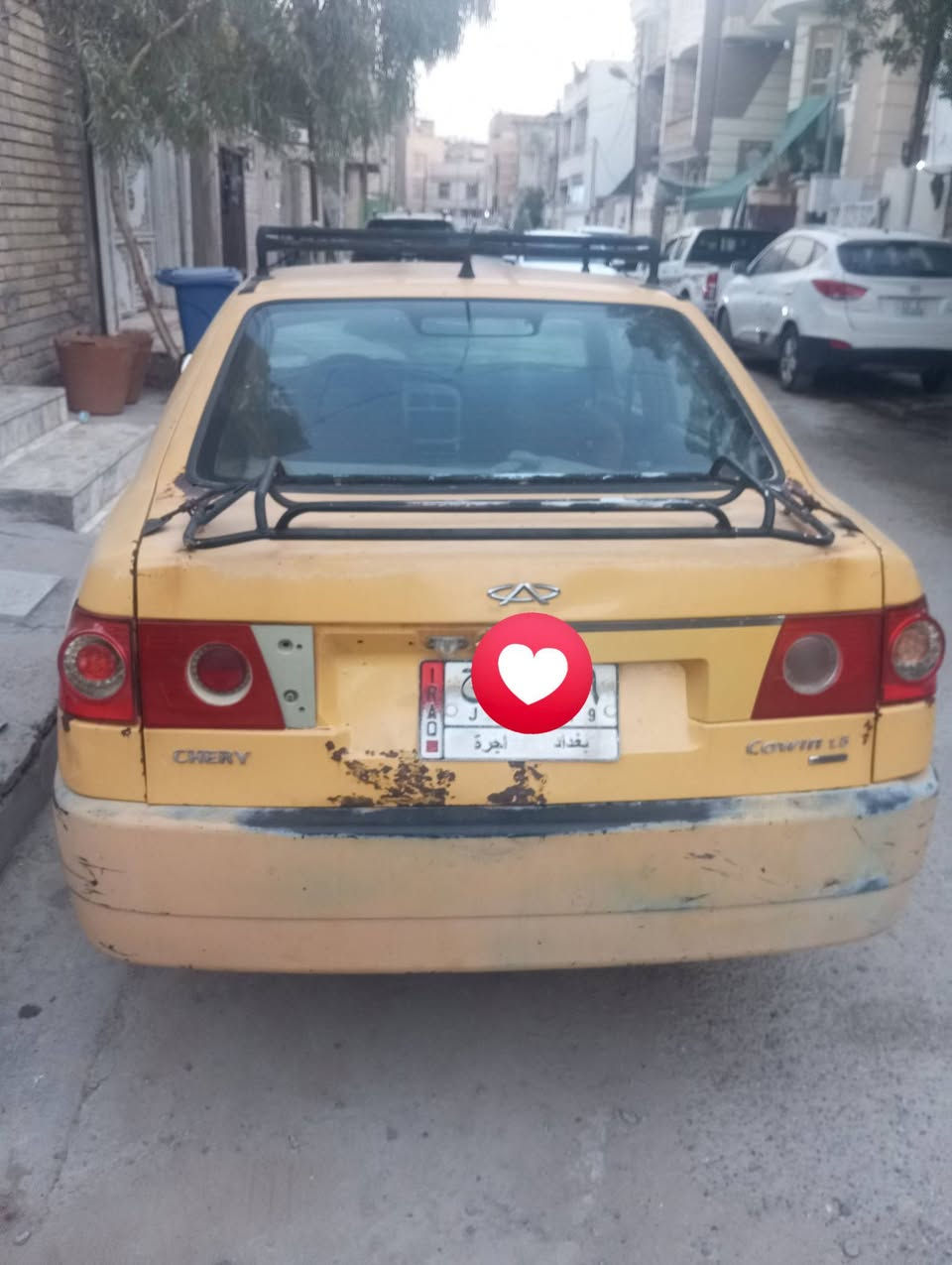 من رخصه مدير الكروب المحترم سلام عليكم للبيع شيري مديل 10 مكينه وكير خير من الله كهربائيت  كله شغاله تبريد نقص بس غاز صدر امامي خلفي جديد تخم تأير وسياره بلادي رقم بغداد تحويل مباشر السعر 15 للعنوان بغداد الاستفسار على الرقم ***********
