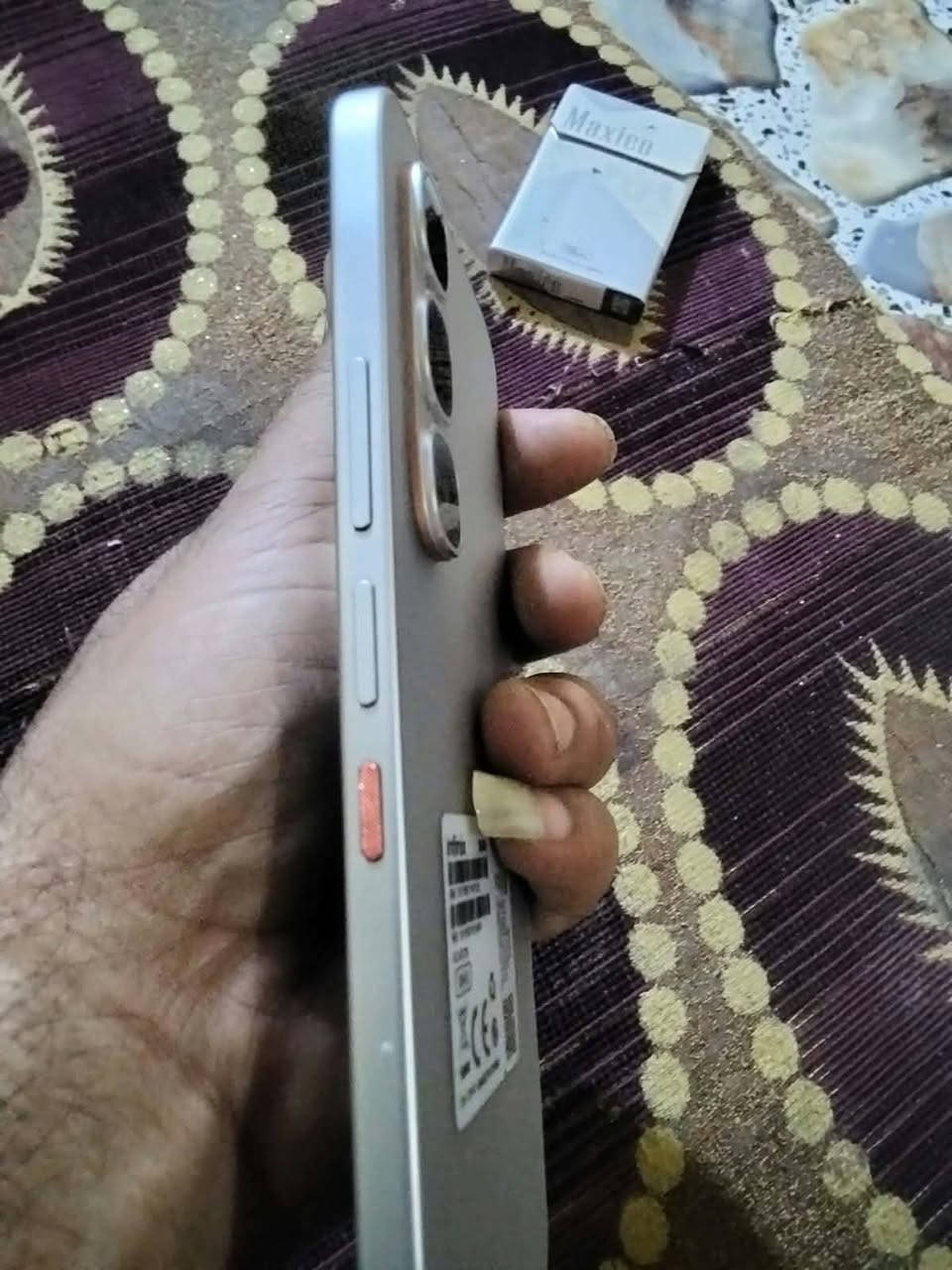 انكس ٦٠ برو • ٢٥٦ • ملحقات كاملة