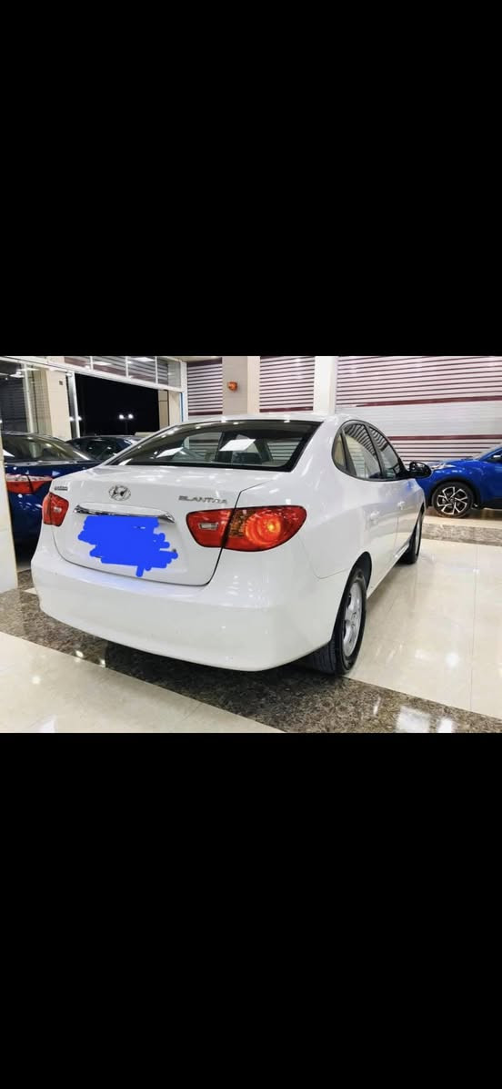 مساء الخير النترا ٢٠١٠ خليجي مكينه ١٦٠٠  رقمه بابل انكليزي بأسمي مكفوله فقط بنيد مبدل ابلادي بدون صبغ إضافه بارد جداً بسيط سياره حلوه وجديده وفول موصفات ١/١ فتحه سلايت روف إشاير بل مري حساس تحكم ستيرن كيجات حماوه ويل كب سياره جاهزه مكينه وكير كفاله حداديه تبريد شرط ثلاجه دواخل شرط جديده *********** عنوان كربلاء السعر ٨٠ وبيها مجال قليل

