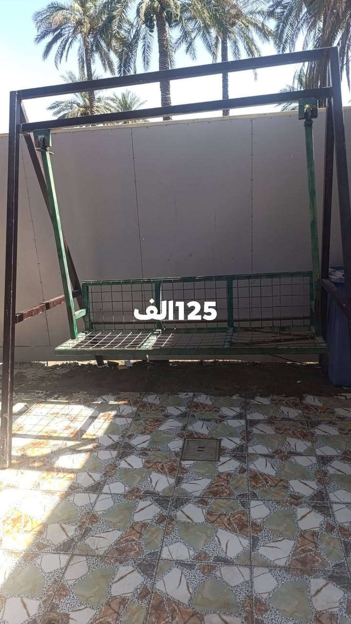 وعندي  غراض مال بيت بعد مستعجل عل بيعه الي يريد يراسلني واتساب او خاص ***********
