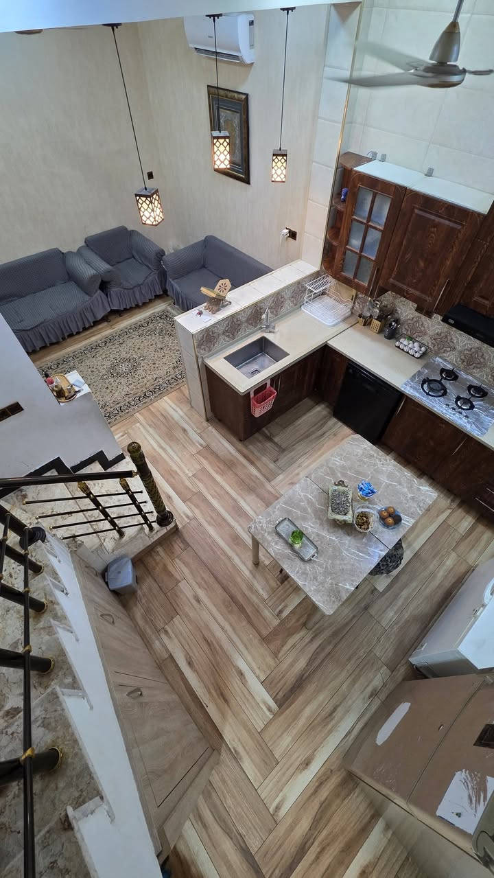 🏠بيت 100م  __ مطلوب اسكان 25 مليون في حي الميلاد 

🏡 بيت للبيع في حي الميلاد – فرصة مميزة ✨

📍 بيت بمساحة 100م²، طابق ونصف، في حي الميلاد، بظهر شارع 20 جهة الدرة.

🔹 مطلوب إسكان: 25 مليون. تسديده بالشهر 170الف تقريباً
🔹 بناء سنة 2022.
🔹 طابوك جمهوري وصب كونكريت مسلح.
🔹 يحتوي على:
✅ غرفتي نوم.
✅ صالة.
✅ استقبال.
✅ مطبخ.
✅ صحيات.

✨ مواصفات مميزة:
✔️ أرضية باركيه خشبية درجة أولى.
✔️ أبواب تركية أصلية (ليست تقليد).
✔️ بيت متعوب عليه وبناءه بأعلى جودة.

💰 لمعرفة سعر العقار، اكتب رقم (1) في التعليقات، ثم ادخل على الرابط الموجود بالوصف. بمجرد الضغط على الرابط ستظهر لك جميع تفاصيل العقار، بما فيها السعر،

https://jar-aqar.aqeelali.space/r/1042
📞 للتواصل:
***********

عقيل ناجي
