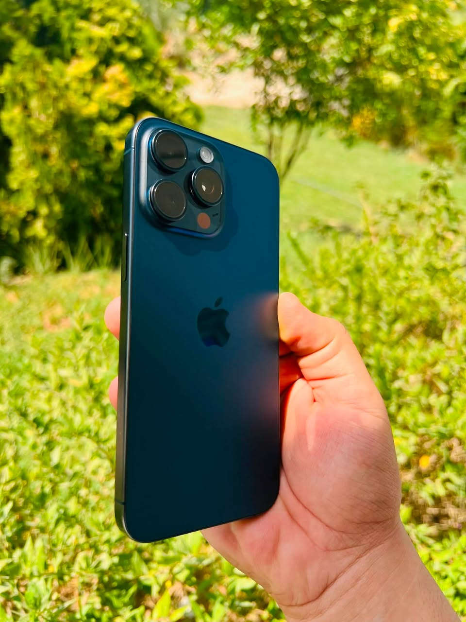 عرض اليوم نار للبيع 🔥📱
آيفون 15 برو ماكس (iPhone 15 Pro Max) - لون حبري المميز 💙
 السعة: 256 جيجابايت 📦
 البطارية: 83% (أصلية بلاد) 🔋
 الخطوط: دبل خط (ماستر ZA/A/AA- الشرق الأوسط) 📶
 الحالة: جهاز وكاله ونظيف يخبل، شرط الوتربروف ممفتوح ، نظافة هيه تحجي✨
 الكفاله: كفالة عامة وين ما تريد افحص واطمن 🤝
💰 السعر: (1150قفل )
📍 المكان: (بابل جبله سيطره العگير)
📞 للتواصل والاستفسار: (***********
