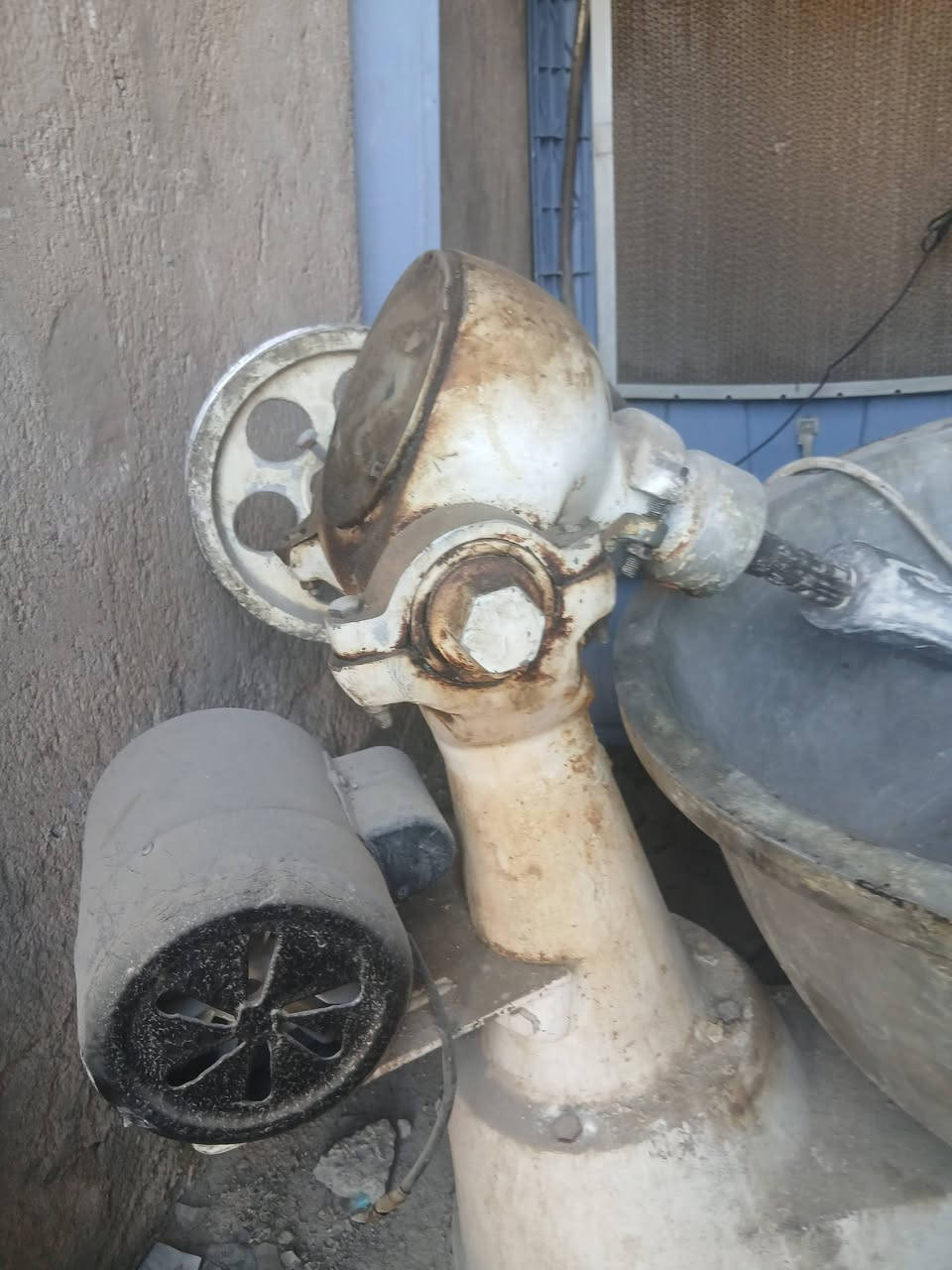 عجانه للبيع ام الجيس السعر٢٠٠ الف مكان نجف ***********
