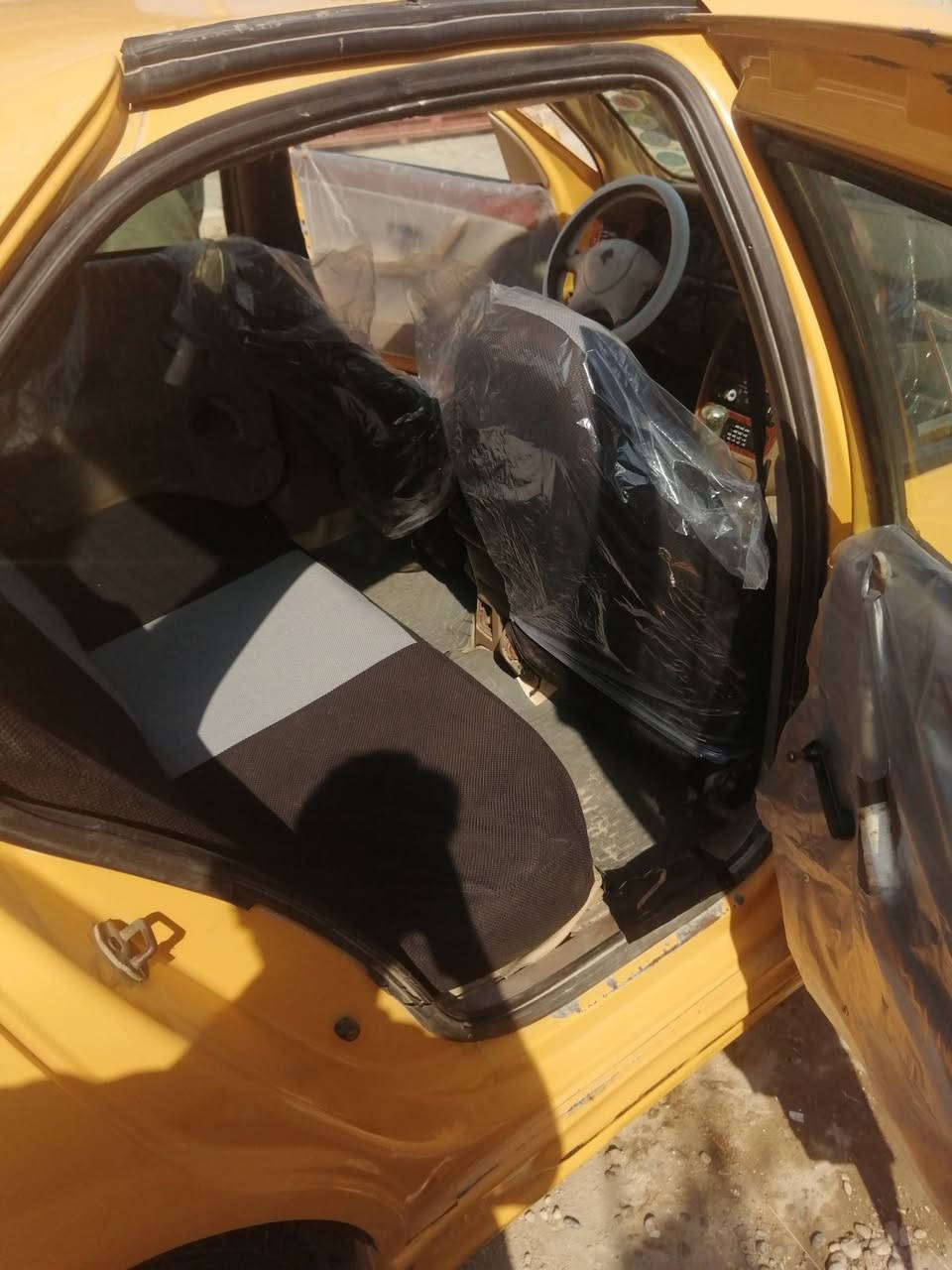 سلام عليكم سياره سمند للبيع موديل 2010ناطق رقم بغداد تحويل ثاني يوم هزه جديده سياره خير من الله كير محرك صدر كله جديد تبريد شغال تخم تاير خط الابيض السعر 30 وبيه مجال 
*********** بغداد. المحموديه
