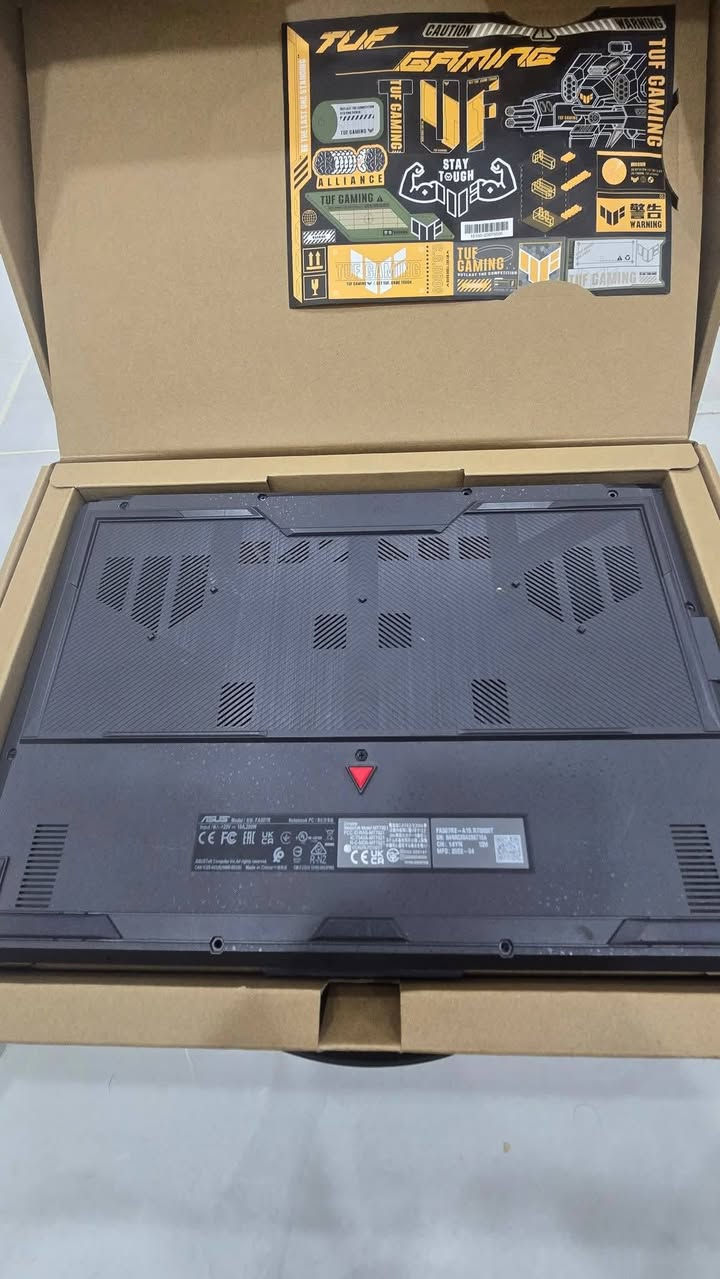 السلام عليكم لابتوب Asus TUF GAMING لمراوس فقط ب لابتوب افضل منه أو ماك و انطي فرق
نسخ محدوده وقليله بالعراق 
المواصفات 
•ID+COLOR:1A-MECHA GRAY
• LCD:15.6 FHD WV
• VRAM:4GB
•GPU nvidia RTX 3050ti
• CPU:AMD R7-6800H/BGA
• STORAGE:512G PCIE G3 SSD
• ODD:WO ODD
• RAM:DDR5 8G
• WLAN:WIFI6 11AX2*2 WW+BT 
• USB:USB3.2A*2+ USB3.2C*2
• OS TYPE.:WIN11 HOME
• KB LANGUAGE:US
• POWER CORD:UL
• ACCESSORY:4CELL 56WH
• OTHERS:N/A
وندوز ۱۱ اصلي 
***********
بغداد_السيديه

نص مكتوب في الصور:
- AMAZON
- RYZEN
- 6000 SERIES 7
- 144Hz
- GEFORCE RTX
- ASUS