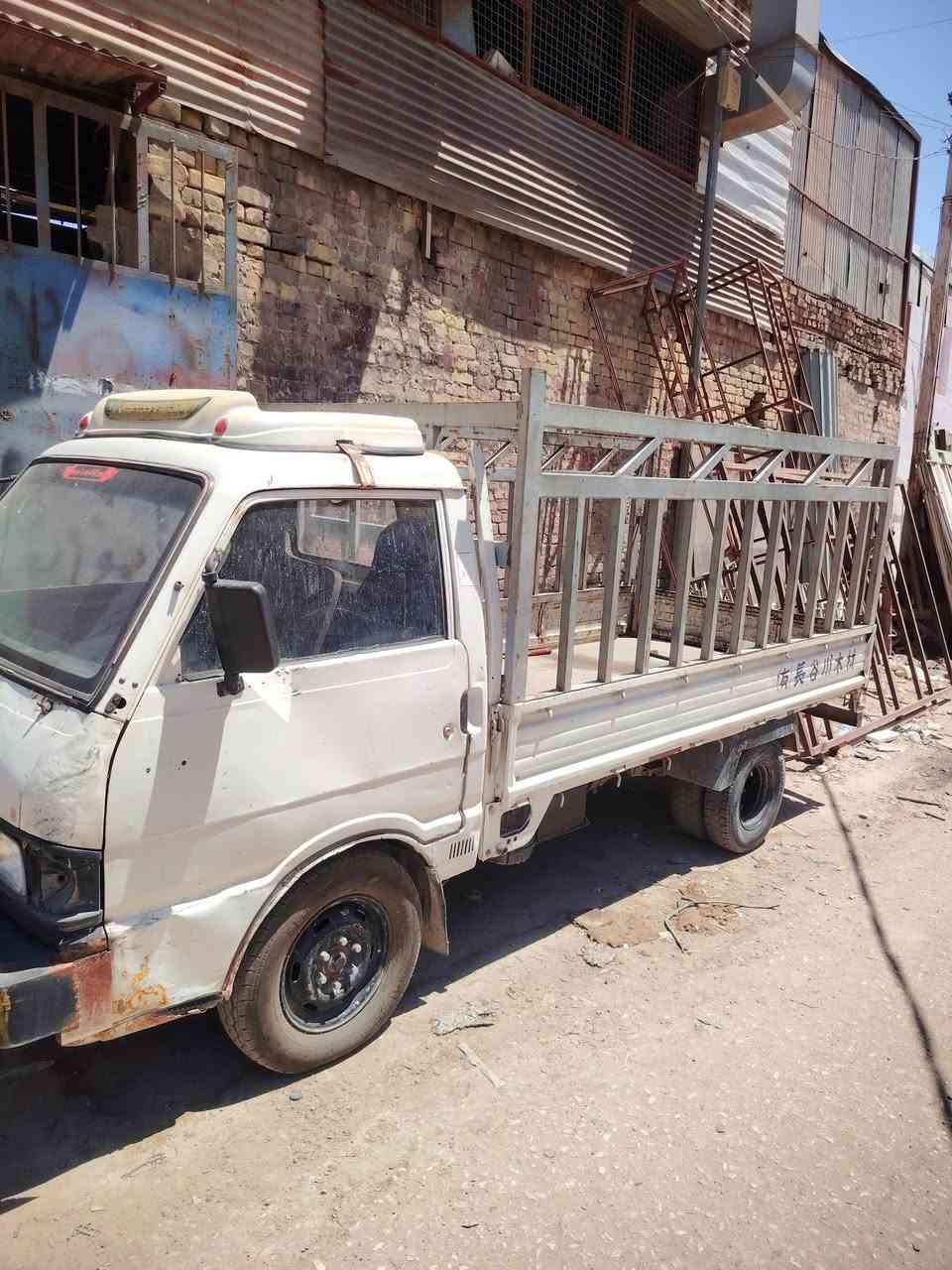 للبيع بسعر مناسب،،،،
محرك بي گازگيت مكان ديوانية ***********
كية حمل مازدة ياباني المحرك كية ٢٧٠٠ والكير كية بنكو  والاكسل مال ٣٠٠٠ محورة تاير فحل ١٣ تخم تاير جديد رقم بغداد ألماني محجر وياها تسگام ٢ملم البدي طولة ٣١٥متر سيارة مال شغل
