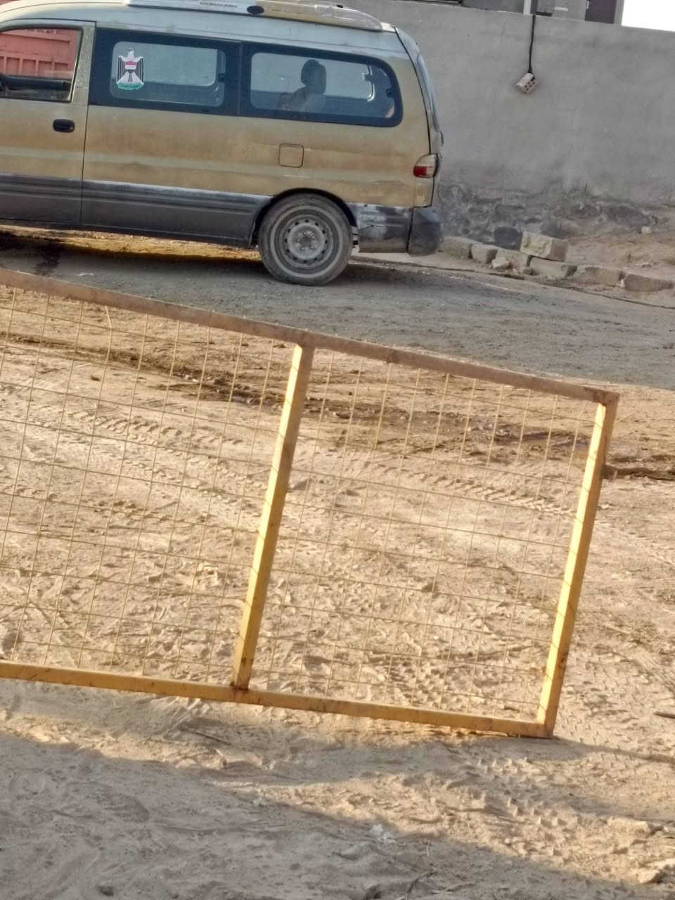 حديد • شخاط • للبيع