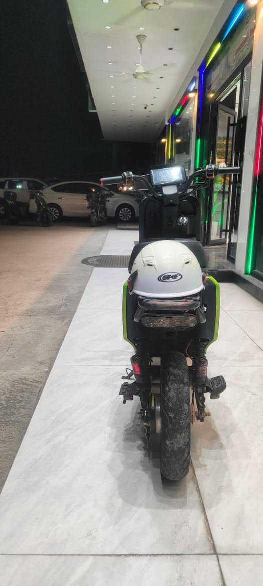 ماطور R7 2024
ملف 2000
سرعه70 حقيقي 
 5 بطاريات حجم كبير
بي ملاحظات بسيطه سعره290 وبي مجال للطيبين 
تواصل خاص أو على الرقم *********** بي واتساب

