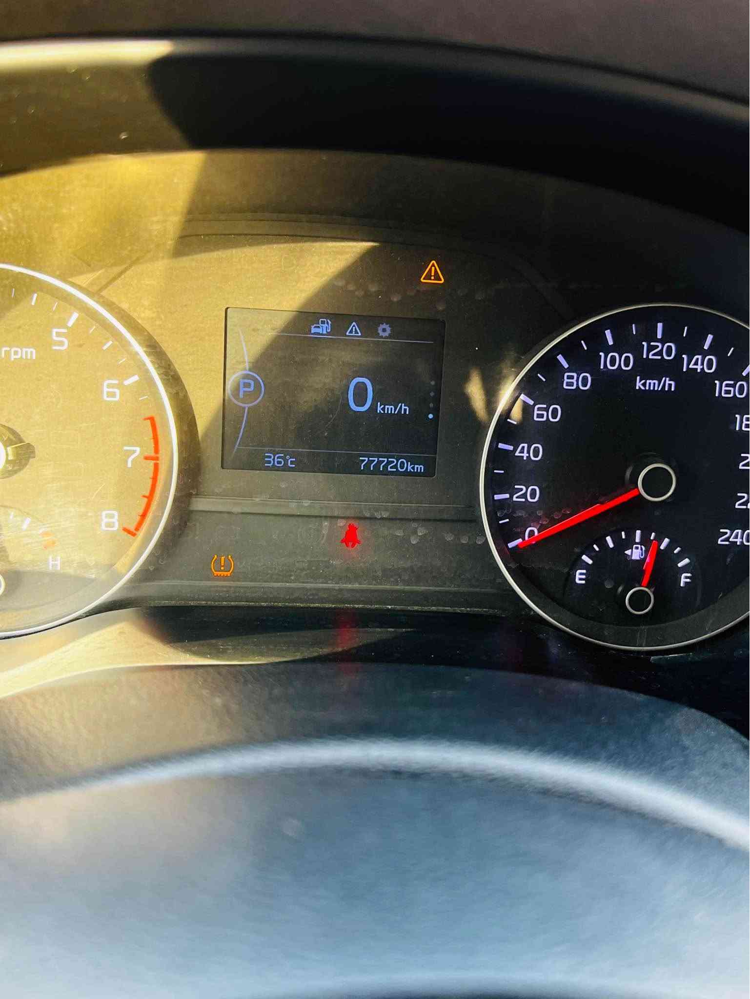 سلام عليكم للبيع كيا اسبورتج 2019 خليجي محرك 2400 مواصفات السياره نص فلول رادرات اشاير مري تحكمات استيرن قطعتين تبريد حساسات كامره تثبيت سرعه السياره مكفوله كفاله عامه من الصبغ والحادث وال تبديل بيه فقط رصعه باب الصدر رقم اربيل الدولي ماشيه 77 بسمي تحويل ثاني يوم السعر 157$ وبيه مجال العنوان بغداد اتصل *********** بغداد, العراق

نص مكتوب في الصور:
- MR. CLEAN CAR معجون صبغ تبديل بارد جهه السائق (جاملغ الامامي) سليم جهه السائق (جاملغ خلفي) سليم جهه الراكب (جاملغ خلفي) سليم جهه الراكب (جاملغ الامامي) سليم