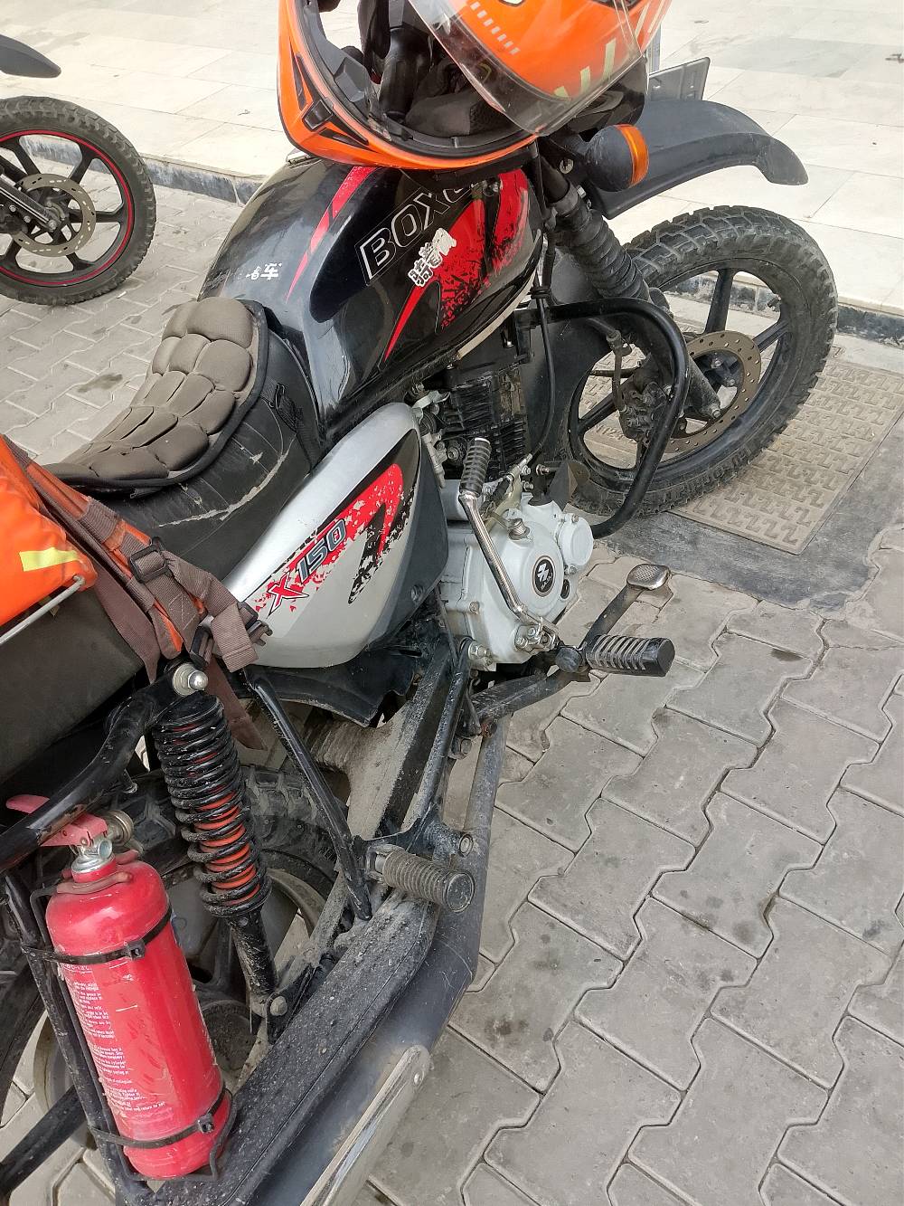 بوكسر جبلي موديل ٢٣ مجفت فقط بوشه وبستم شركه سعره ٢٢٠٠ وبي مجال رقمهه بغداد انكليزي رقمي***********