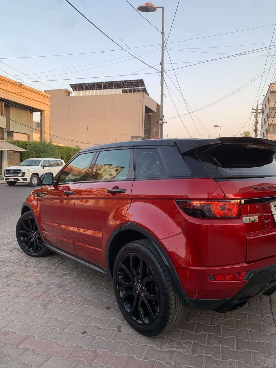کۆد #325
Range Rover Evogue 2015
شەریکە سەردار
دوو جێگای تەعدیل بێ سبوغ 
بێ ژورێ بێ ئێڕباگ 
مەکینەی V4 ی ٢٠ ی تۆربۆ 
رەقەم هەولێر سەنەوی کۆن 
٥٤ هەزار میل رۆیشتییە 
مواسفات فول
سەیارەکە نموونەیە لە جوانی ،ماڵی دۆستە
سعر / 145 وەرقە
شوێن / هەولێر
*********** واتساب
*********** واتساب أربيل, العراق
