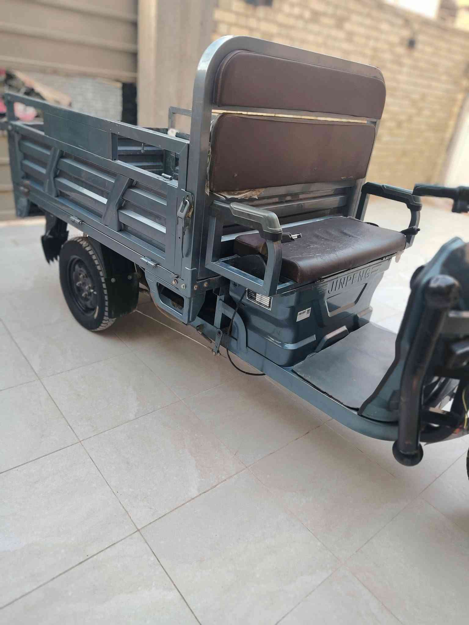 ألسلام عليكم ستوته للبيع 2025 شحن ست بطاريات دبل  الحجم الكبير. الرقم  *********** سعر ميلون 300 وبيهة مجال
