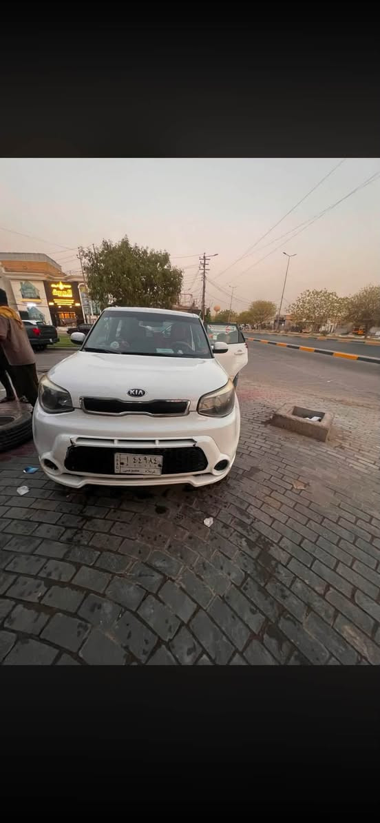 السلام عليكم صول ٢٠١٤ محرك ١٦٠٠GDI تبريد ثلج كير ومحرك خير من الله ٥ مقاعد دوشمة جديد جلد احمر تحكم استيرن تحكم بلمري جامات امامية كهربائي اسبير ما نازل تخم تايرات جديد ٣ قطع صبغ السعر ٨٨ التواصل *********** العنوان كربلاء المقدسة ضباط الموضفين
