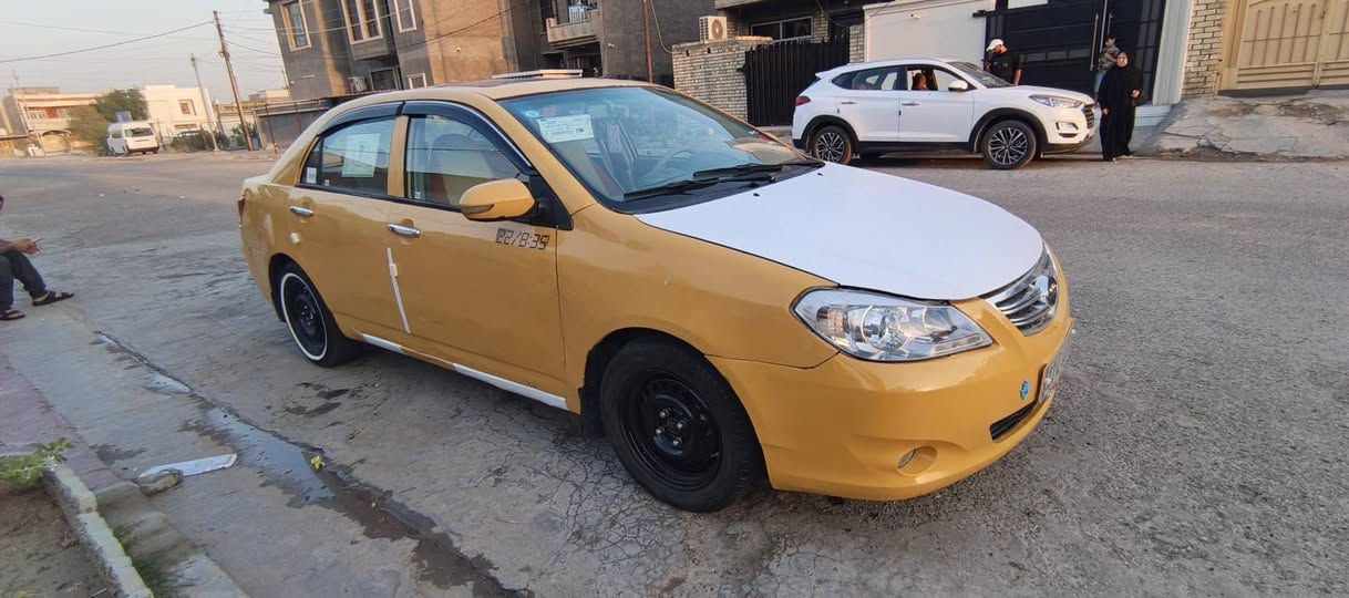 اسلام عليكم BYD g3 موديل2013
السيارة محور كير ومكينة كورلة كاملة للأخير متصرف عليهة ربع 
مواصفاتهة معروفة مرشوشة حزام للجمالية 
السعر٥٠وبي مجال 
للستفسار ‏‪***********‬‏
العنوان بغداد المحمودية
